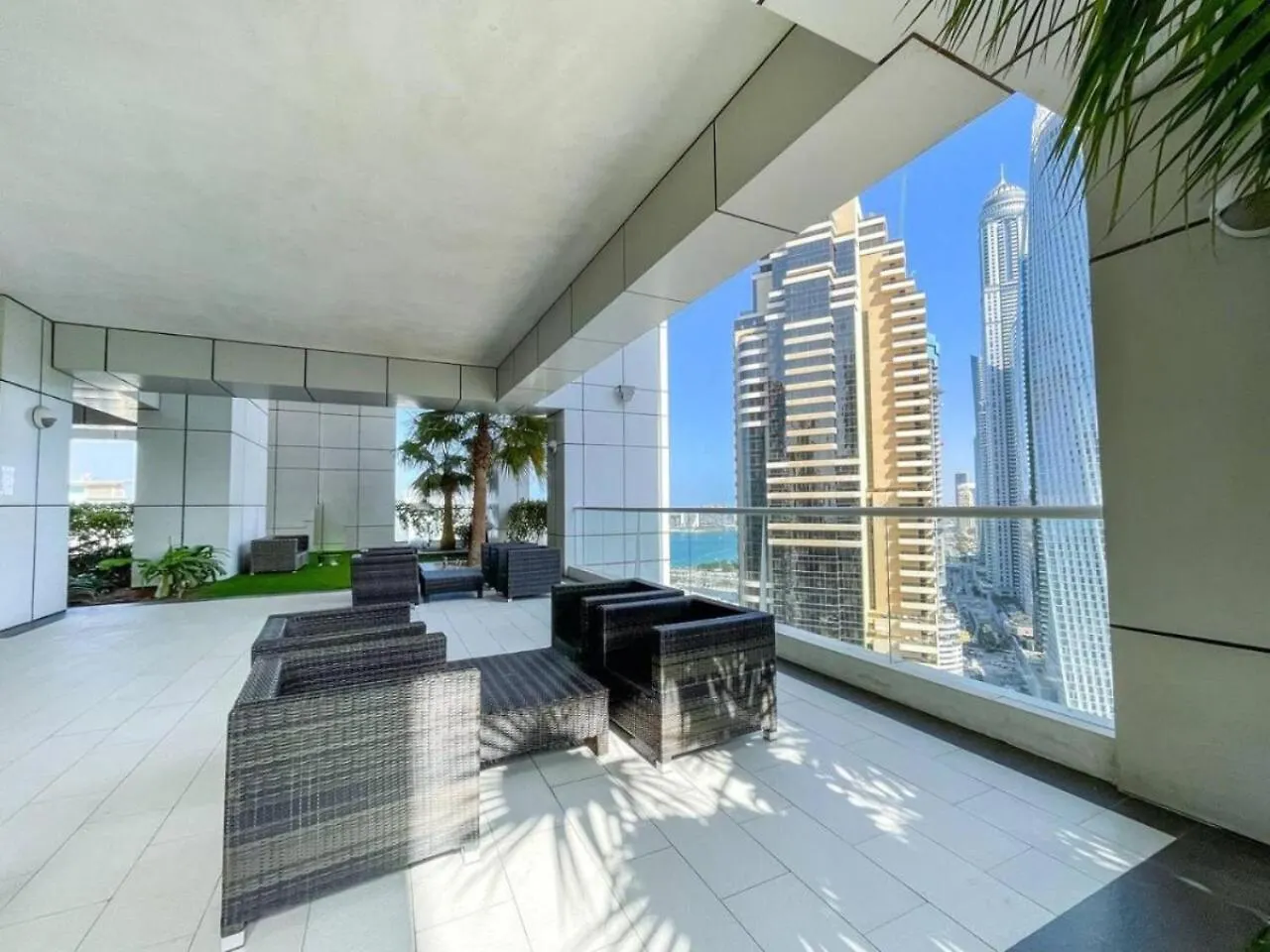 Sunrise Homes - A Modern Studio Near Jbr Beach Dubai