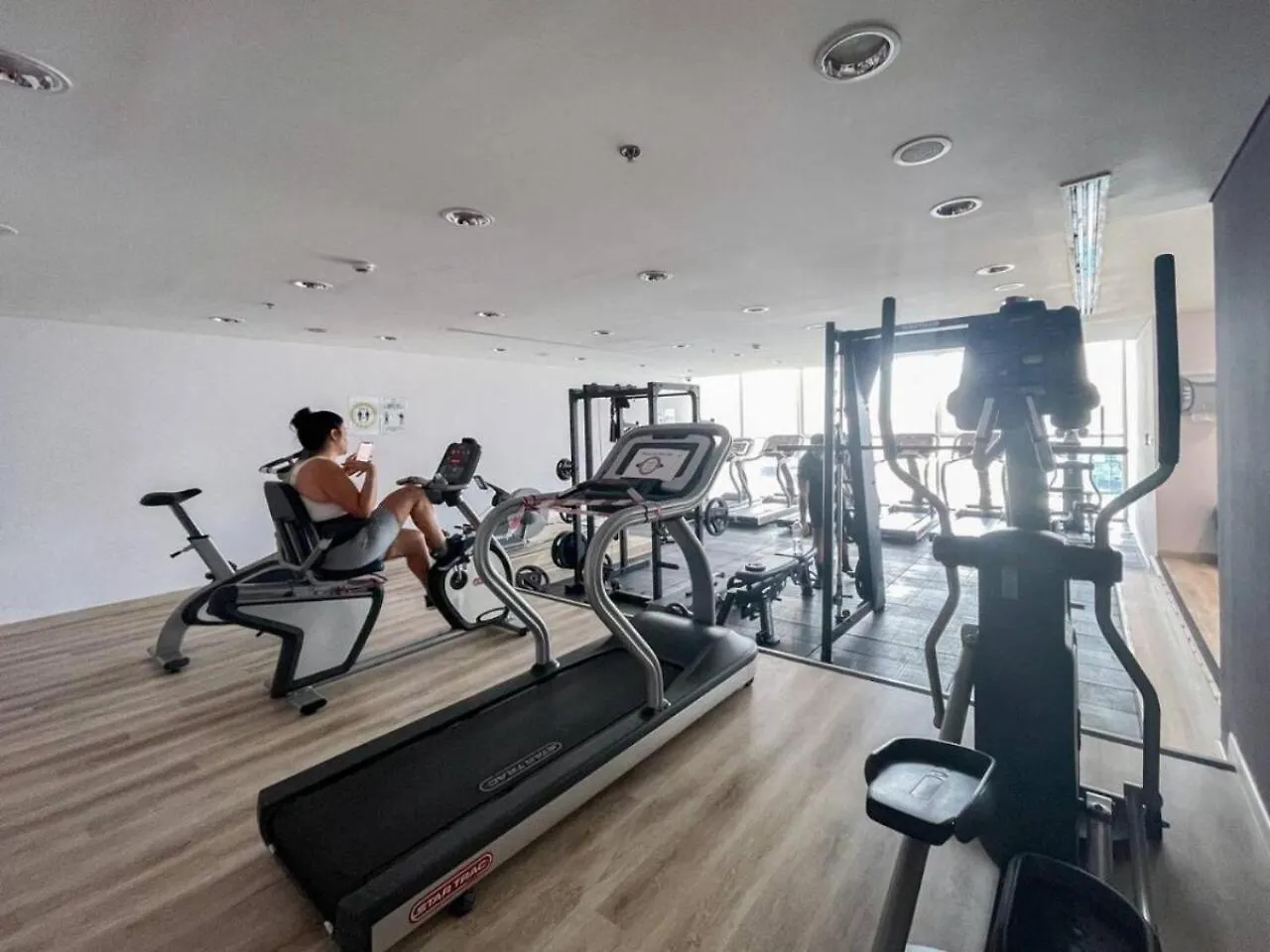 Apartment Sunrise Homes - A Modern Studio Near Jbr Beach Dubai